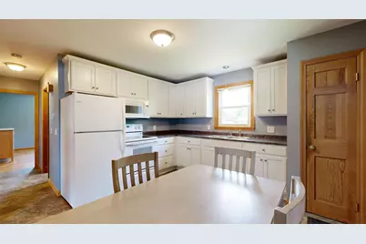 4 Belleview Avenue, Lewiston, ME 04240 - Photo 4