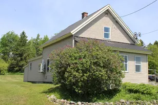 147 Washburn St, Caribou, ME 04736 - Photo 4