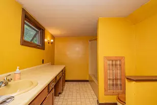 18 Prospect St, Skowhegan, ME 04976 - Photo 40