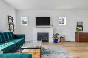 8 Waxwing Ln, Falmouth, ME 04105 - Photo 10