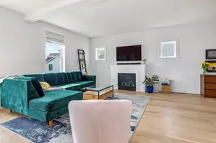 8 Waxwing Ln, Falmouth, ME 04105 - Photo 4