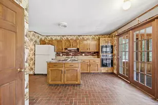 392 Foss Rd, Limerick, ME 04048 - Photo 8