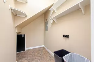 401 Brighton Ave, Portland, ME 04102 - Photo 12