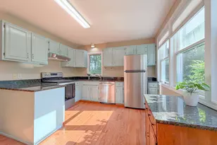 401 Brighton Ave, Portland, ME 04102 - Photo 10