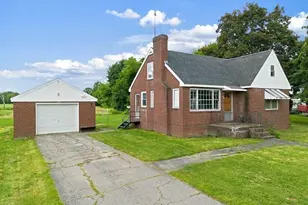 67 River Rd, Benton, ME 04901 - Photo 2