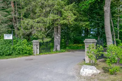 17 Thornhurst Road, Falmouth, ME 04105 - Photo 4