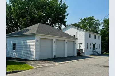 121 Clinton Avenue, Winslow, ME 04901 - Photo 2