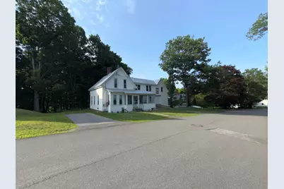 124 Lake Avenue, Farmington, ME 04938 - Photo 1