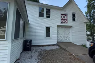 124 Lake Ave, Farmington, ME 04938 - Photo 2
