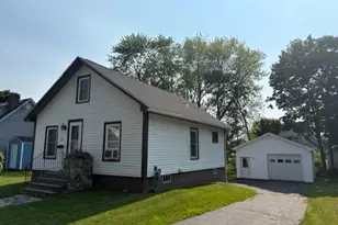 274 Parkview Ave, Bangor, ME 04401 - Photo 2