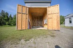 793 Pleasant Ridge Rd, Bingham, ME 04920 - Photo 4