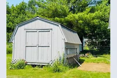 18 Western Avenue, East Millinocket, ME 04430 - Photo 4