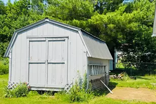18 Western Ave, East Millinocket, ME 04430 - Photo 4