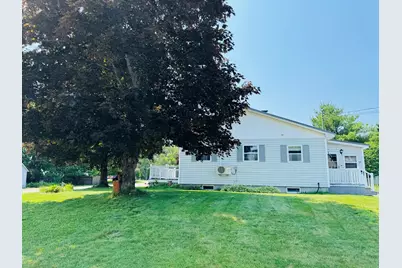 18 Western Avenue, East Millinocket, ME 04430 - Photo 2