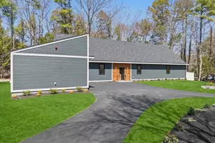 2 Woodside Meadow Rd, Kittery, ME 03903 - Photo 2