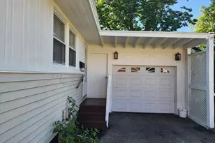 21 Baldwin St, Livermore Falls, ME 04254 - Photo 2