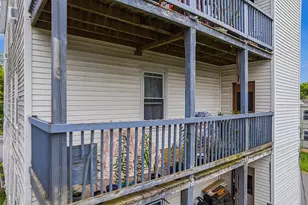 20 Summer St, Lewiston, ME 04240 - Photo 8