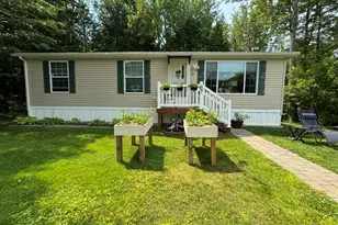 87 Pineland Dr, Winthrop, ME 04364 - Photo 30