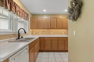 51 Dockside Ln, Belfast, ME 04915 - Photo 6