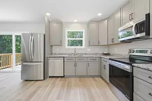 98 Walter Hill Rd, Naples, ME 04055 - Photo 2