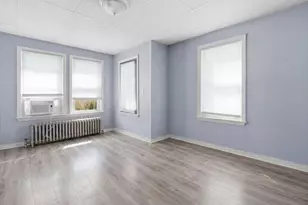 28 Eaton St, Lewiston, ME 04240 - Photo 10