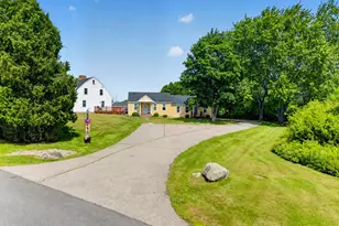 17 Woodside Meadow Rd, York, ME 03909 - Photo 2