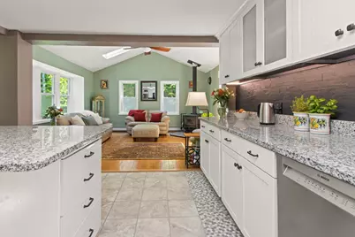 2 Little Brook Drive, Falmouth, ME 04105 - Photo 10