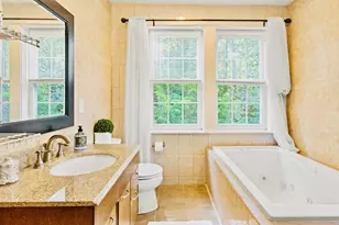 2 Little Brook Dr, Falmouth, ME 04105 - Photo 18