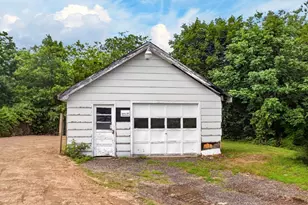 28 Marine St, Winterport, ME 04496 - Photo 38