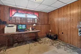28 Marine St, Winterport, ME 04496 - Photo 34