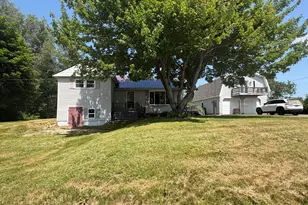 533 W Broadway, Lincoln, ME 04457 - Photo 6