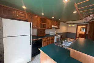 533 W Broadway, Lincoln, ME 04457 - Photo 36