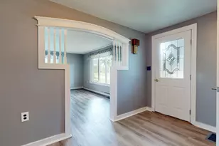 533 W Broadway, Lincoln, ME 04457 - Photo 14