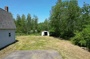 533 W Broadway, Lincoln, ME 04457 - Photo 4