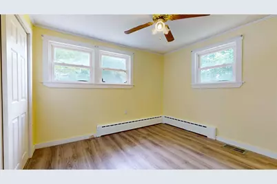533 W Broadway, Lincoln, ME 04457 - Photo 24