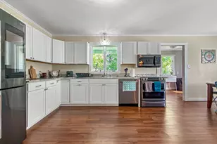 51 Cedar St, Presque Isle, ME 04769 - Photo 8