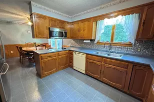 19 Scotts Ln, Bucksport, ME 04416 - Photo 4