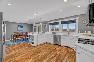 7 Hodgdon Ln, Boothbay, ME 04537 - Photo 4
