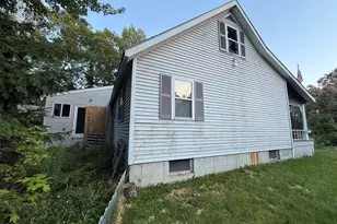29 Washington St, Waterville, ME 04901 - Photo 10