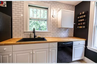 20 Fairlawn Avenue, Lewiston, ME 04240 - Photo 10
