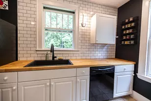 20 Fairlawn Ave, Lewiston, ME 04240 - Photo 10