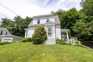 20 Fairlawn Ave, Lewiston, ME 04240 - Photo 2