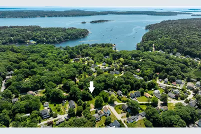 25 Campbell Street, Boothbay Harbor, ME 04538 - Photo 6