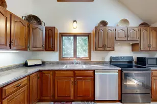 43 Lakeman Ln, Thomaston, ME 04861 - Photo 12