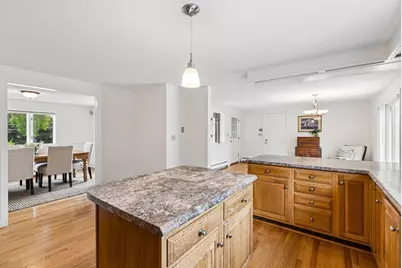 982 Highland Avenue, South Portland, ME 04106 - Photo 10