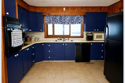 262 Hartland Avenue, Pittsfield, ME 04967 - Photo 4