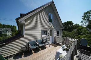 49 Pleasant St, Houlton, ME 04730 - Photo 6