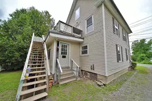 49 Pleasant St, Houlton, ME 04730 - Photo 2