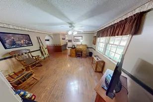 201 Bean St, Turner, ME 04282 - Photo 14