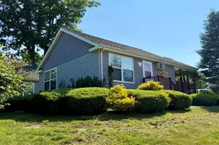 412 Post Rd, Wells, ME 04090 - Photo 2